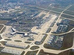 Travel Mayhem Continues at Paris-Orly Airport: Day Two of Air Traffic Disruptions!