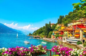 Italy Takes Bold Action Against Workshop Exploiting Chinese Workers in Fashion Industry