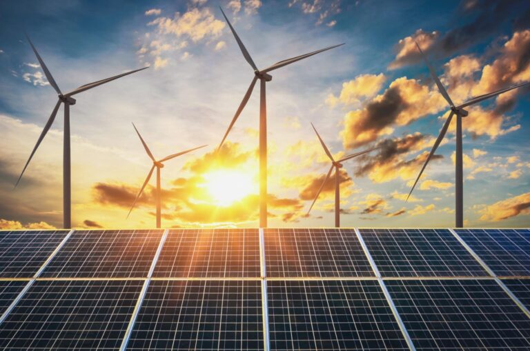 TotalEnergies Unveils Spain’s Largest Solar Field: A New Era for Renewable Energy in Europe!