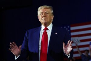 Trump Accuses China of Completely Breaking Tariff Pause Agreement