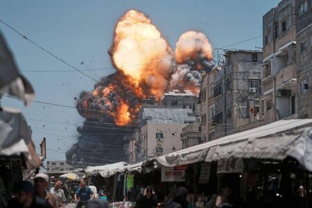 UK PM Starmer Sounds Alarm as Gaza Crisis Intensifies Day by Day