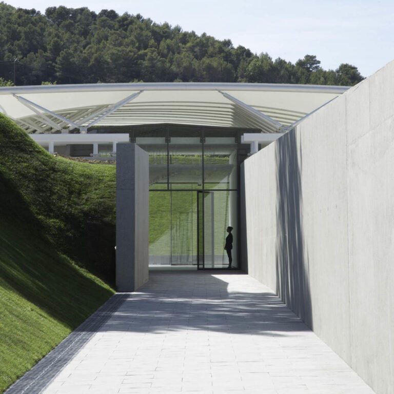France’s Château La Coste Launches Exciting New Collaboration with Ralph Pucci