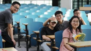 Chinese Students Rethink UK Degrees as Policies Grow Stricter