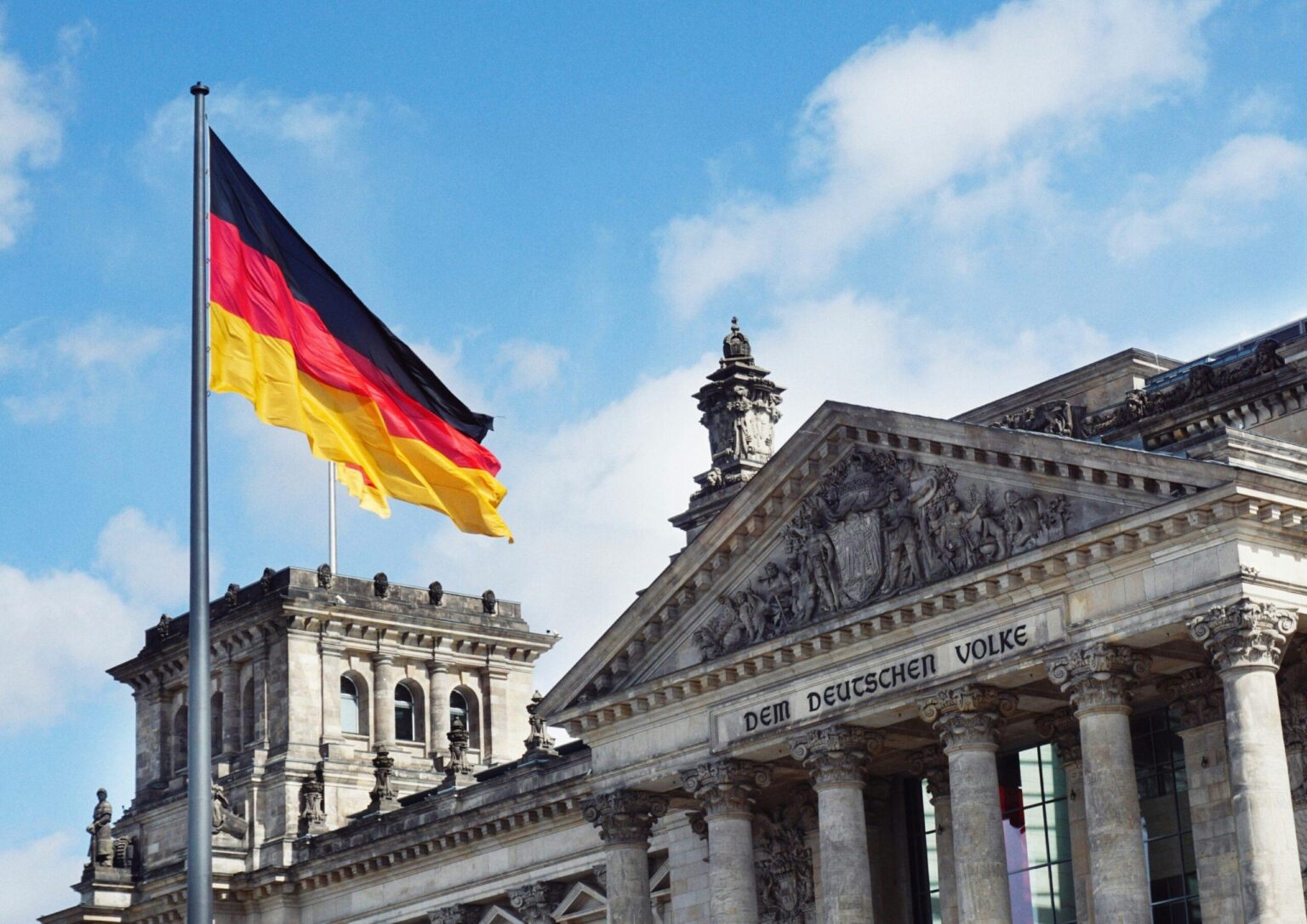 Germany Backs Denmark in Strong Response to Trump’s Greenland Claims, Says Merz