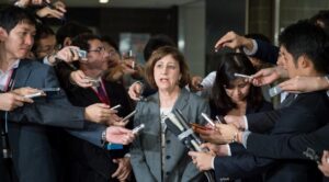 Trade Negotiator Forecasts U.S. Agreement to Protect Japan from Rising Car Tariffs