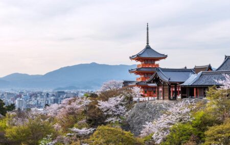 Japan Issues Urgent Warning on Bond Market Risks in Bold New Policy Roadmap