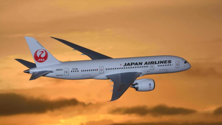 Japan Airlines Partners with Maeve to Unveil Exciting New Regional Jet