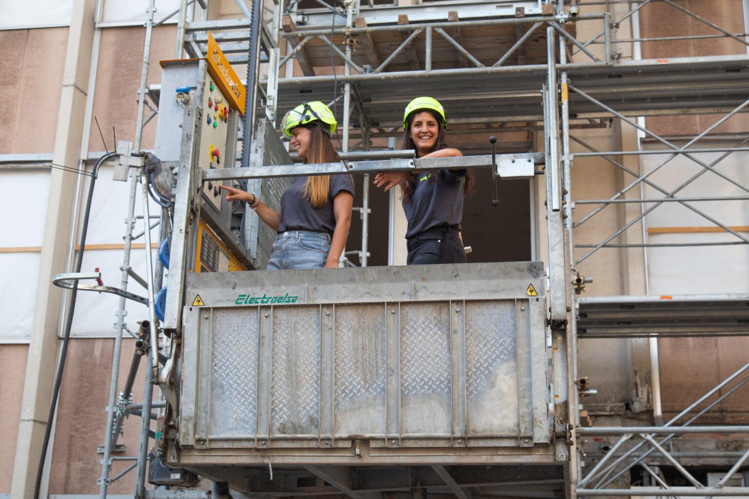 Italy’s Construction Boom Accelerates with Surging Output Growth