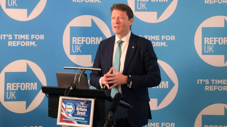 Britain’s Reform Party Unveils ‘Britannia Card’ to Lure Wealthy Migrants Home