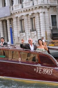 Jeff Bezos and Lauren Sánchez Tie the Knot in a Glamorous Venice Celebration – Don’t Miss the Stunning Photos!