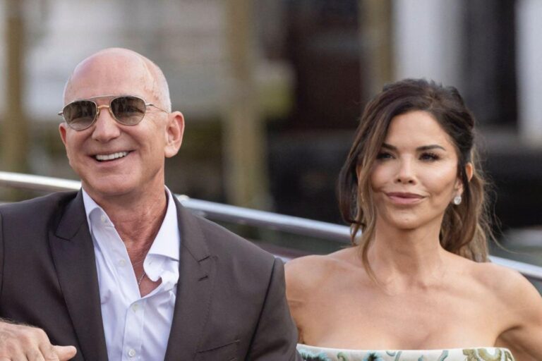 Jeff Bezos and Lauren Sanchez Shine Bright at Stunning Venice Wedding Celebration
