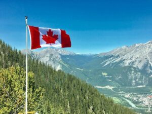 Canada’s Lawrence Thrills Fans with Exciting Transfer from Chelsea to Lyonnes
