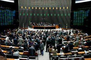 Brazil Government Clashes with Congress Over Tax Hike Reversal, Fueling Political Turmoil
