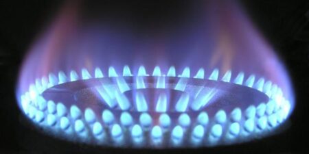 Canada Breaks New Ground: Launches Natural Gas Shipments to Asia, Unlocking Fresh Trade Opportunities