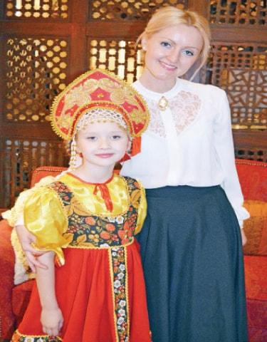 They Were Overjoyed’: Russian Mother Reveals Why She Raised Her Two Daughters in a Secluded Indian Cave