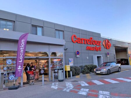Carrefour Considers Selling Its Italy Unit with Rothschild’s Expertise