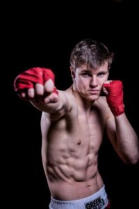 Simon Zachenhuber Clinches Thrilling Majority Decision Win Over Paulinus Ndjolonimu in Germany