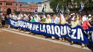They Refused to Be Silent: The Courageous Grandmothers Who Exposed Argentina’s Stolen Generation