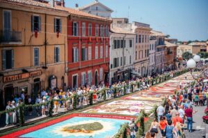 Dive Into Endless Fun at the Italian Festival This Weekend!