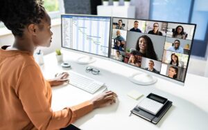 Nearly Half of UK Jobs Continue to Offer Remote Work Despite Corporate Resistance