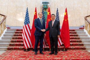 US and China Unite to Extend Tariff Pause in Crucial Stockholm Trade Talks
