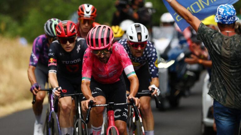 Ben Healy’s Double Victory at the Tour de France Criterium Stuns Fans Despite Finish Line Celebration Mishap – Watch the Drama Unfold!