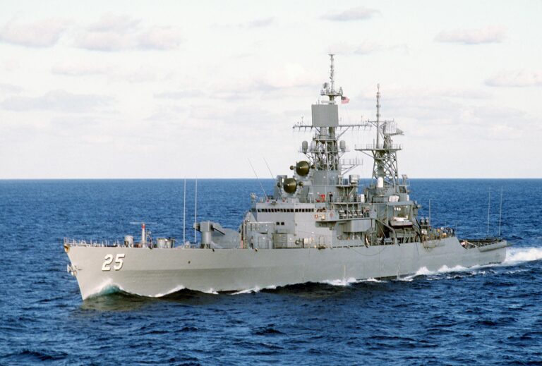 USS Bainbridge Makes a Strategic Stop in Italy During Scheduled Port Visit