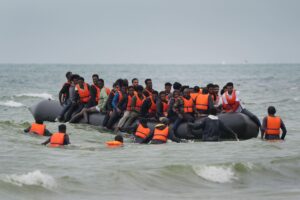 Home Secretary Yvette Cooper Refuses to Set Target for Returning Migrants to France