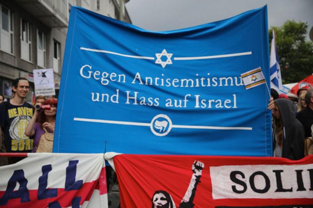 Thousands Rally in Berlin in a Powerful Display of Support for Israel