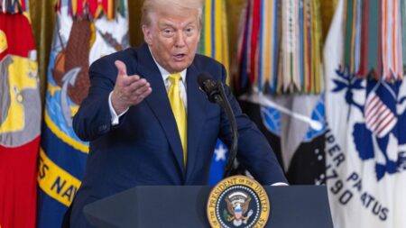 Trump Plans to Double India’s Tariff to 50% in Retaliation for Russian Oil Purchases