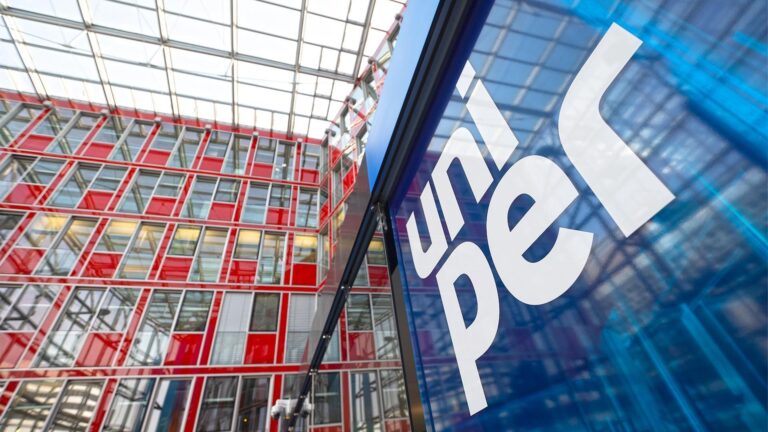 Germany’s Uniper to Invest $5.8 Billion by 2030 in Bold Strategy Overhaul