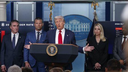 Trump Issues Stark Warning of ‘Severe Consequences’ if Putin Thwarts Ukraine Peace