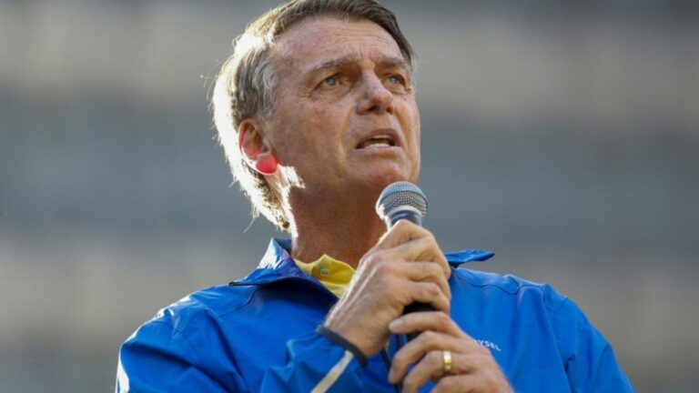 Brazil’s Former President Bolsonaro Briefly Steps Out of House Arrest for Medical Exams