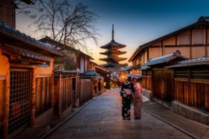 Scott Bessent Sounds the Alarm: Japan Risks Falling Behind on Interest Rate Policy