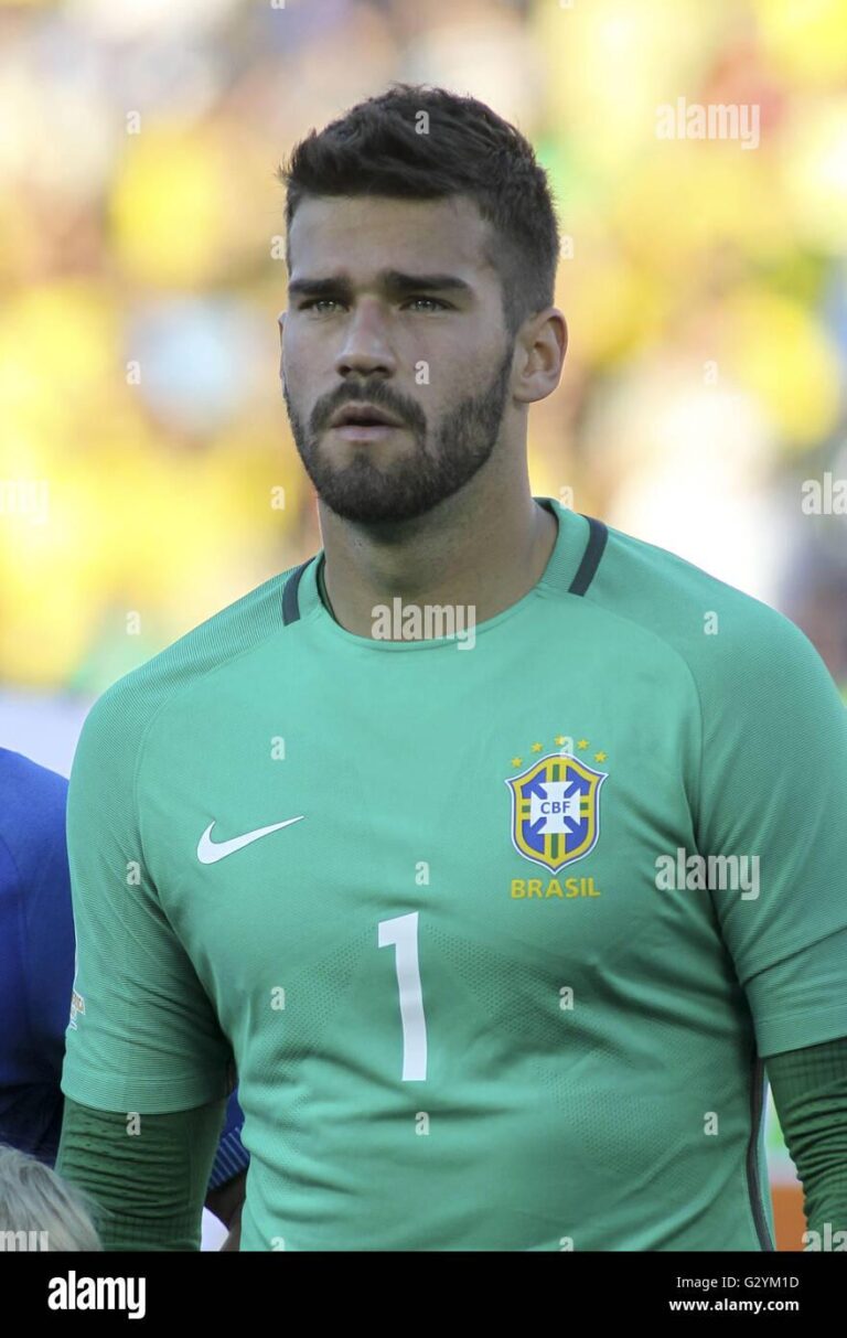 Brazil Keeper Fabio Smashes Shilton’s World Record for Most Games Played