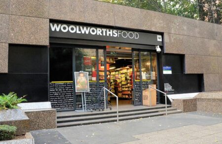Australia’s Woolworths Faces Sharp Share Plunge After Disappointing Sales Report
