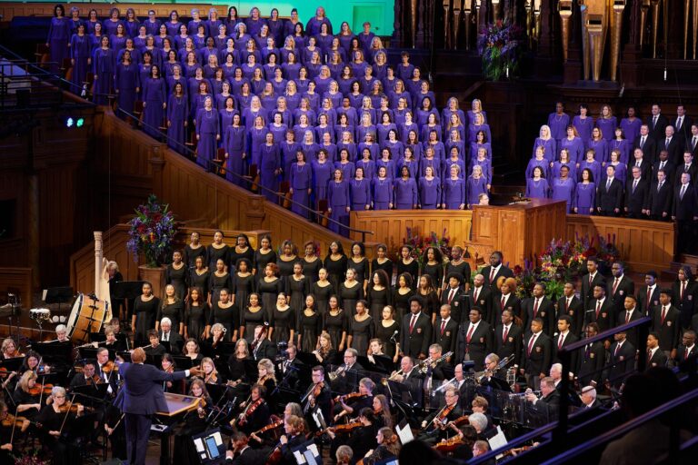 The Tabernacle Choir Marks 100 Years of Faith with Two Spectacular Concerts in Argentina
