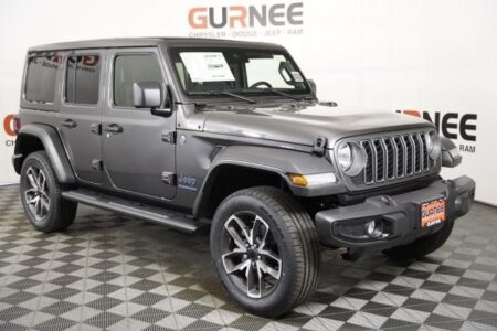 Jeep® Launches Exclusive Wrangler Sport ’41 Edition in Japan