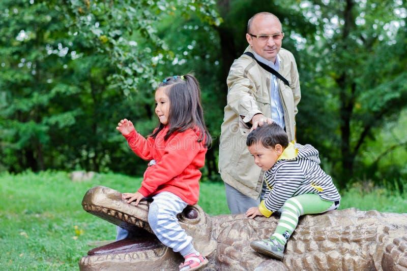 After a Century Away: The Latin American Grandchildren of Spanish Exiles Return Home