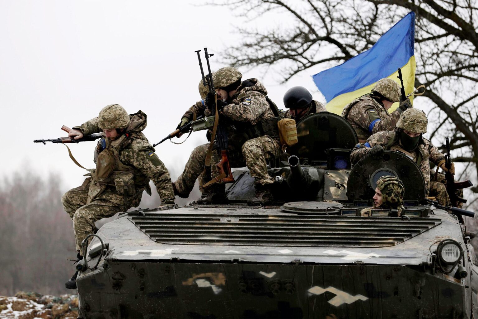 Trump Issues Bold Warning: ‘Ready for Sanctions’ if NATO Stops Buying Oil Amid Ukraine-Russia Crisis