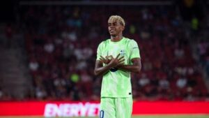 Lamine Yamal Injury Ignites Shock and Controversy Amid Hansi Flick’s Accusations