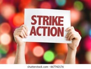 Hundreds of Thousands Flood the Streets in Massive Strike Action Across France