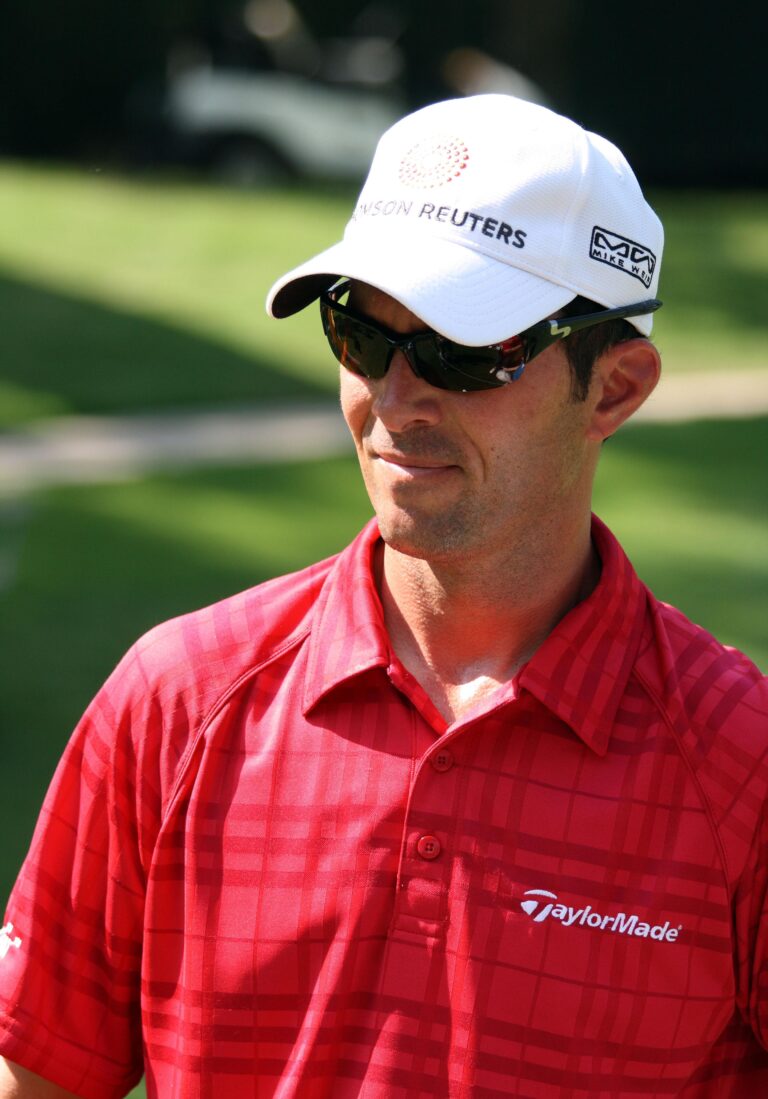 Canada’s Mike Weir Takes the Lead at Pure Insurance Championship
