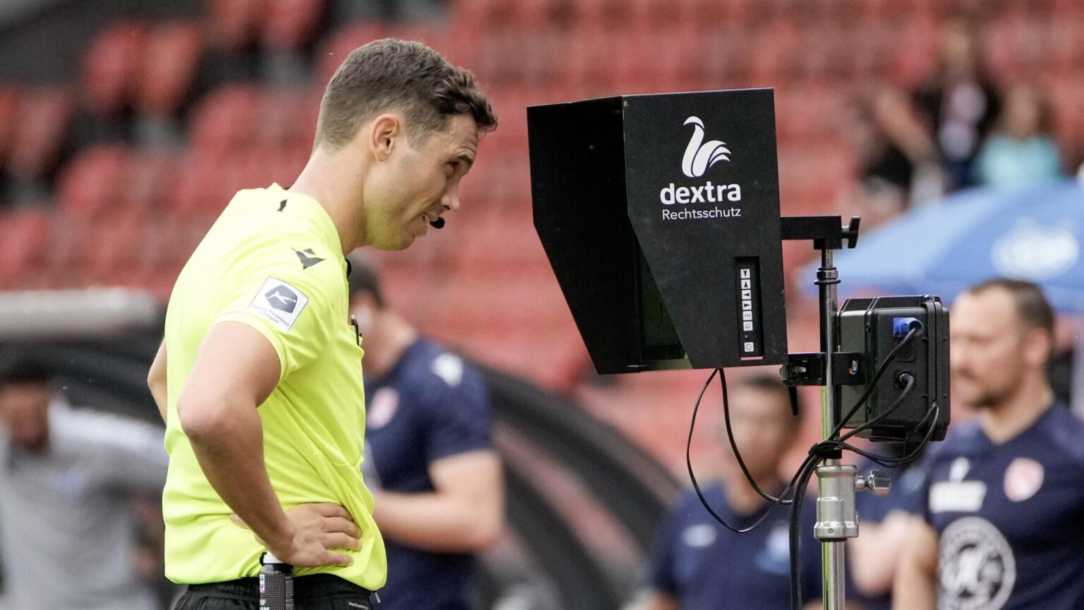 How the New VAR Challenge is Transforming Brazilian Football 🇧🇷 How the New VAR Challenge is Transforming Brazilian Football 🇧🇷