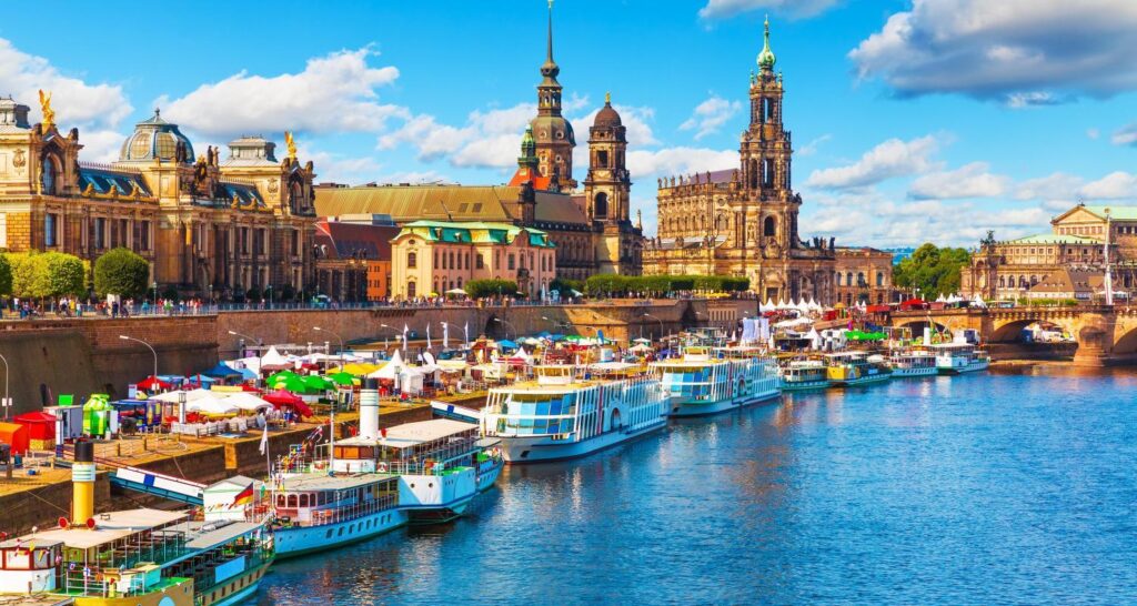 Germany’s VW Drastically Cuts Production as Demand Plummets