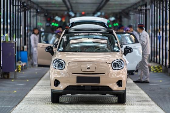 Chinese-Built EVs from Dacia and Leapmotor Now Cheaper Than a Bicycle in Italy’s Scrappage Program