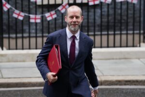 UK Trade Secretary Takes Aim at Pharma Sector Amid High-Stakes Price Talks