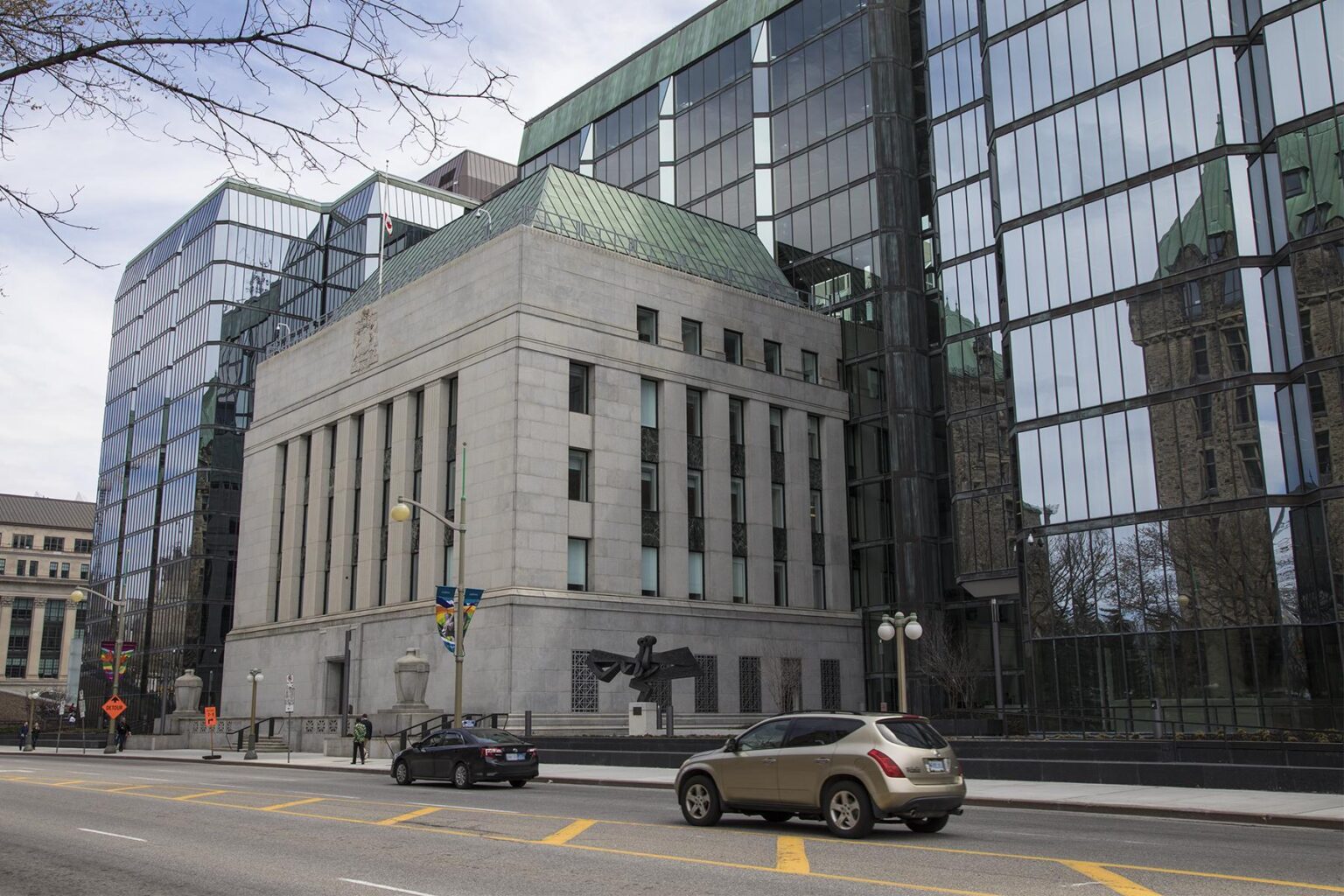 Bank of Canada Cuts Rates as Inflation Outlook Remains Uncertain, Minutes Show Bank of Canada Cuts Rates as Inflation Outlook Remains Uncertain, Minutes Show