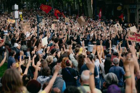 Get Up or I’ll Smash You”: Shocking Police Brutality Ignites Fury in French Protests