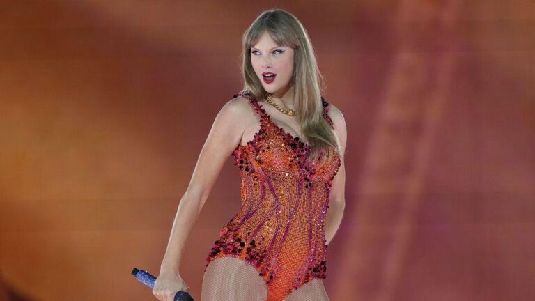 Brazilian Taylor Swift Fans Celebrate the Thrilling Release of Her Newest Album